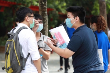 Đề thi tốt nghiệp THPT Quốc gia 2020 môn Toán chính thức